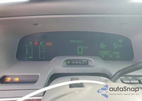 2000 Mercury Grand Marquis Ls z USA, uszkodzony, nr VIN 2MEFM75W6YX605222